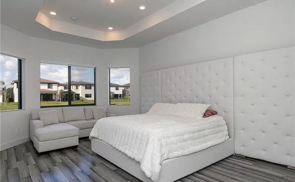 80d3c39c73ae3beb99dec3599748cc90-uncropped_scaled_within_1536_1152