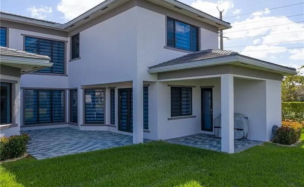 96c31513a62196fc3cbbc00e47e59812-uncropped_scaled_within_1536_1152