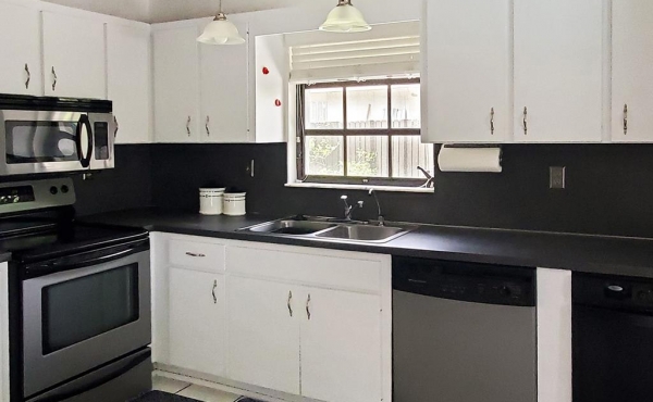 7736a81d1795b5574701aee8b1e23fd4