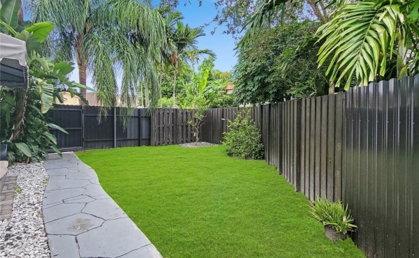 83e09d8d3c08fc4ef0e3e068d8e636e1