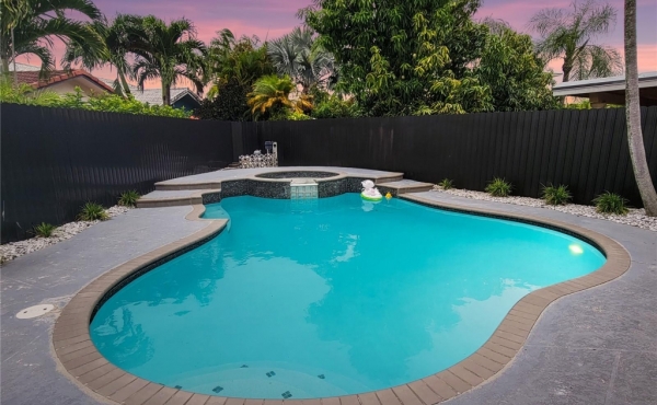 f666330b7c999cbb6cd077b85454501a